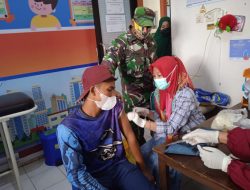 Babinsa Pasongsongan : Buang Keraguan Vaksin Aman dan Ada Tahapan