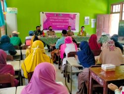 Sukseskan Vaksinasi Anak Usia 6-11 Tahun, Babinsa Giligenteng Lakukan Sosialisasi ke Sekolah