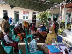 Dampingi Vaksinasi Anak Usia 6-11 Tahun, Babinsa Ganding Minta Support Orang Tua Murid