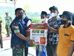 Dandim 0827/Sumenep bersama Forkopimda Panen Raya Bawang Merah di Desa Basoka