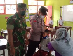 Sukseskan Vaksinasi Anak Usia 6-11 Tahun Ala Babinsa Kalianget