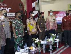 Dandim 0827/Sumenep Bersama Forkopimda Menghadiri Launching Mandhapa Rumah Restorative Justice