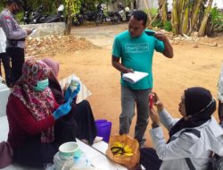 Petugas Medis DKPP Sumenep Vaksinasi PMK 100 Hewan Sapi di Kecamatan Manding