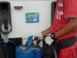 Sikap Pemkab dan Pertamina Diragukan, Penjualan BBM ke Jerigen di SPBU Sumenep Jadi Tontonan