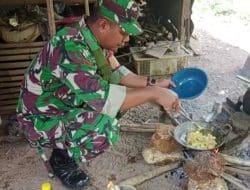 Babinsa Koramil 0827/18 Kangean Blusukan Masuk Dapur Warga, Ada Apa ?