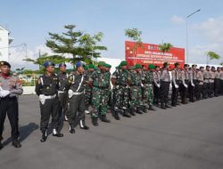 Dandim Sumenep Mengikuti Apel Gelar Pasukan Ops Ketupat Semeru 2023