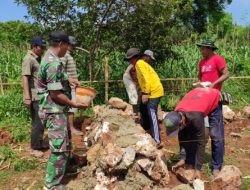 Bantu Bangun Masjid di Bluto, Babinsa Harap Bisa Memberikan Kemakmuran Masyarakat