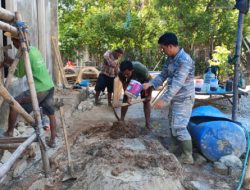 Kompak Membuat Adukan Plester Dinding RTLH di Tanjung