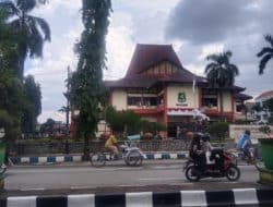 Lambatnya Pembahasan Raperda Pajak dan Retribusi Memanas, DPRD Sumenep Klaim Pemkab Tak Serius?