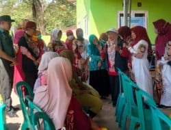 Skirining Deteksi Dini PTM dan PM Warga Desa Beluk Kenek, Batuud Koramil 10 Ambunten Turut Mendampingi