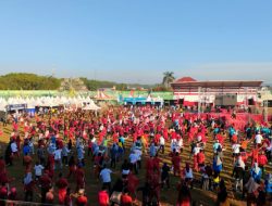 Dandim 0827/Sumenep Mengikuti Senam Massal di GOR A. Yani, Dipadati Ribuan Masyarakat