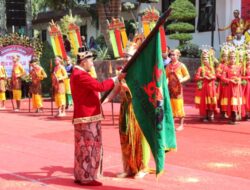 Dandim Sumenep Turut Menyaksikan Pertunjukan Drama Kolosal Prosesi Arya Wiraraja