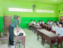 Datangi Sekolah, Babinsa Beri Kultum di Bulan Ramadhan