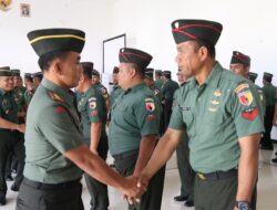 Dandim Sumenep Pimpin Acara Korps Raport Kenaikan Pangkat 18 Personel