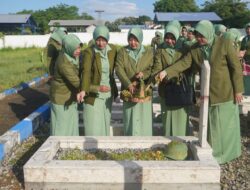 Peringati HUT Ke-78, Persit KCK Cabang XLVI Kodim 0827/Sumenep Ziarah TMP