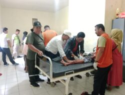 Danramil 0827/12 Dasuk Apresiasi Sunatan Massal di Slopeng