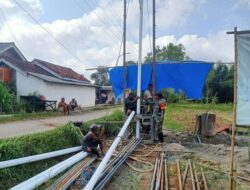 Penuhi Kebutuhan Air Bersih, Babinsa Kawal Pembuatan Sumur Bor