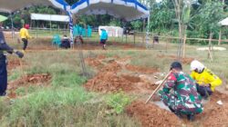 Babinsa Turut Serta Bantu Pembangunan SPPG Mitra Mandiri di Kecamatan Arjasa