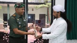 Dandim 0827/Sumenep Terima Kembali Pusaka Keris dari Para Empu Usai Jamasan di Aengtongtong
