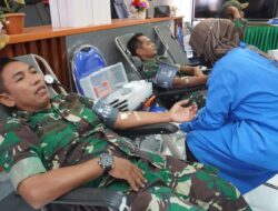 Anggota Kodim 0827/Sumenep Ikut Donor Darah Peringati Hari Lahir Kejaksaan ke-80