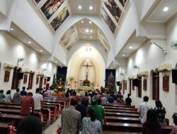 TNI-Polri Amankan Ibadah Natal di Gereja Katolik Gunung Karmel Sumenep