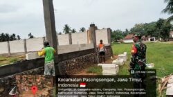 Babinsa Pasongsongan Pantau Kekuatan Tiang dan Kerapian Bata Ringan Koperasi Merah Putih