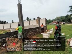 Babinsa Pasongsongan Pantau Kekuatan Tiang dan Kerapian Bata Ringan Koperasi Merah Putih