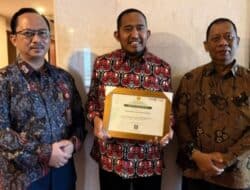 Komitmen Pengembangan Pertanian, Bupati Sumenep Terima Penghargaan Kementan RI